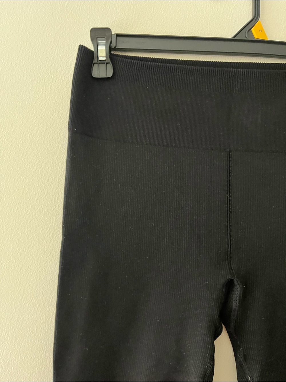 FABLETICS BUNDLE- SIZE LARGE - Picture 7 of 15